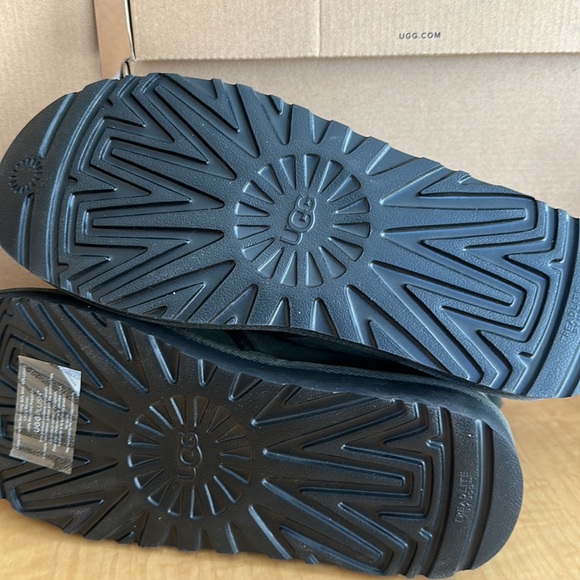 Ugg Men’s Neumel QuickClip Chukka Boot - Picture 5 of 7